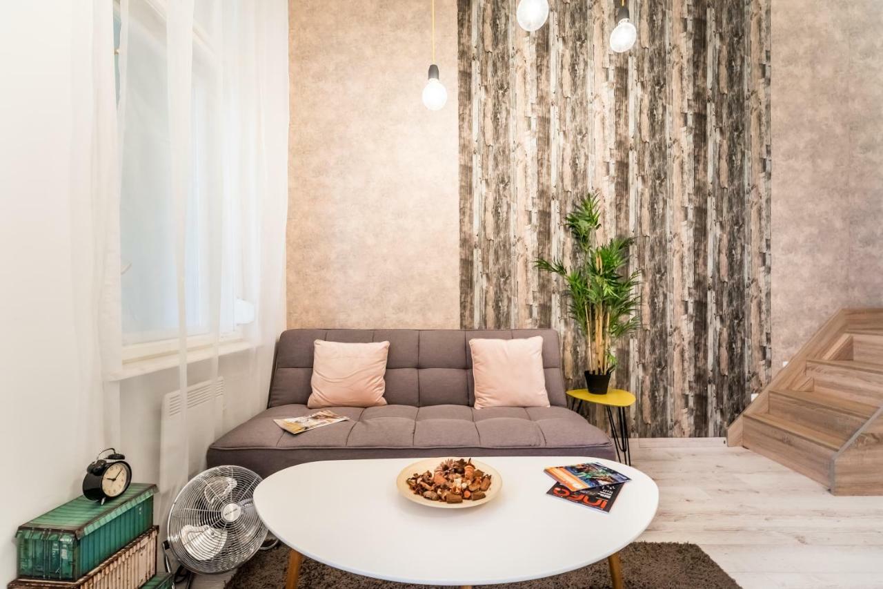 Bpr Little Attractico Apartment ブダペスト エクステリア 写真