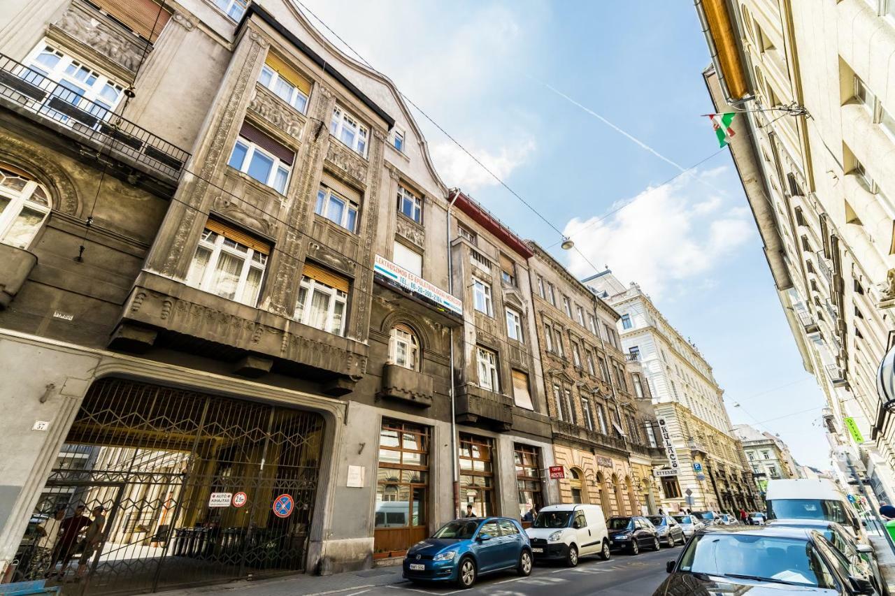 Bpr Little Attractico Apartment ブダペスト エクステリア 写真