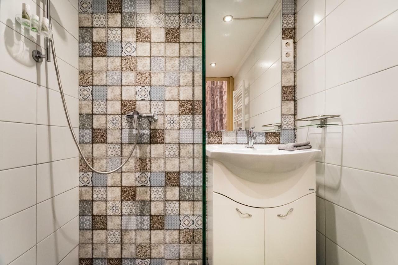 Bpr Little Attractico Apartment ブダペスト エクステリア 写真