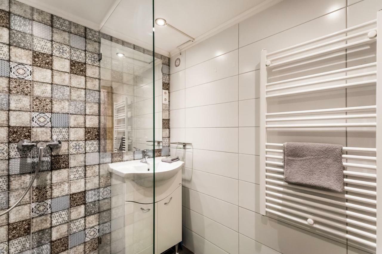 Bpr Little Attractico Apartment ブダペスト エクステリア 写真