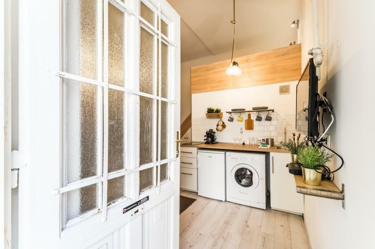 Bpr Little Attractico Apartment ブダペスト エクステリア 写真
